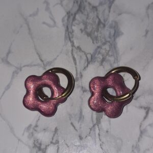 Boucles d’oreilles enfant fleurs rose pailleté – créoles interchangeables fait main ✨